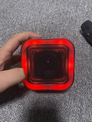 магнитолы на авто: Портативная Bluetooth‑колонка с ремешком для переноски - Компактный — 7