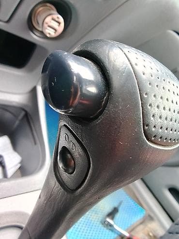 q 7: Toyota RAV4: 2002 г., Автомат, Кроссовер — 7