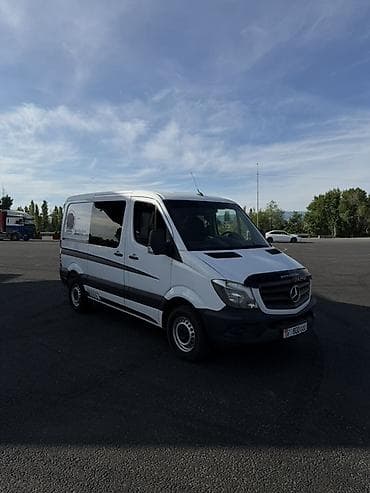 ford c max: Легкий грузовик, Mercedes-Benz — 2