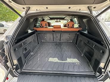 малометражки авто: BMW X5: 2020 г., 4.4 л, Кроссовер — 7