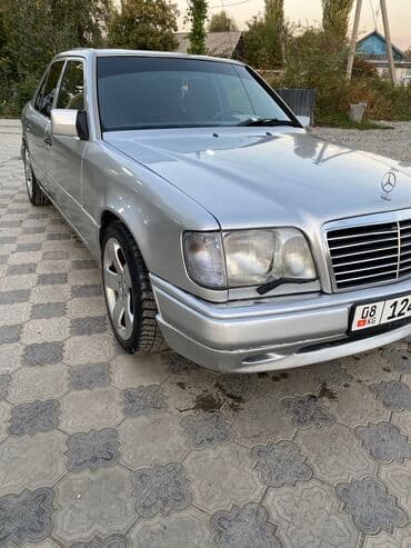 дом на кол: Mercedes-Benz E-Class: 1995 г., Седан — 7