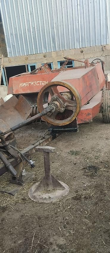 Модель: 82, Б/у, 1986 г., Трактор с другими агрегатами — 1