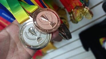 продаю медали: 💬 Наш новый адрес: ул Тимирязева 65 пер Токтогула 💚💚💚 ✅ Медали — 7