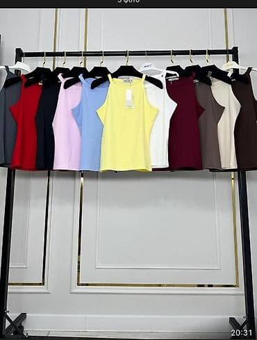 Топ-майка базовая с американской проймой - Крой: прилегающий силуэт