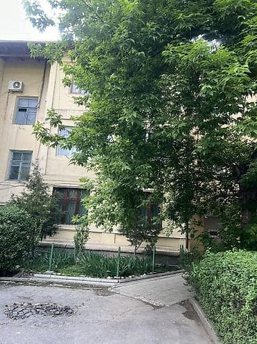 квартира ошский: 4 комнаты, 78 м², Сталинка, 3 этаж, Косметический ремонт — 1