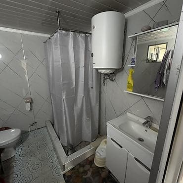 аренда апарат: Мектепке жана садике да ыңгайлуу 4 бөлмө Үйдүн ичинде душ бар Үйдүн — 7