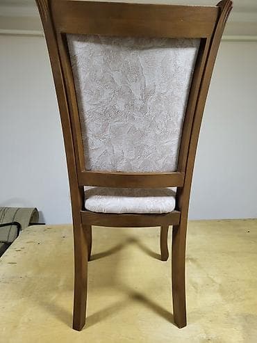 dinner table: Продаю комплект из 12 добротных, классических стульев. Делались на — 3
