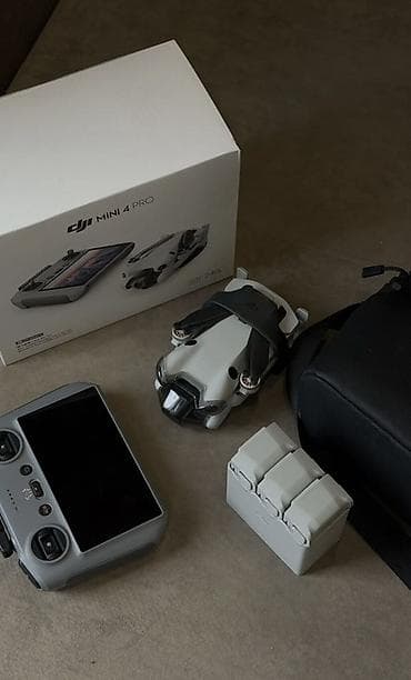 DJI Mini 4 Pro Fly More Combo (249г) - самая полная комплектация для