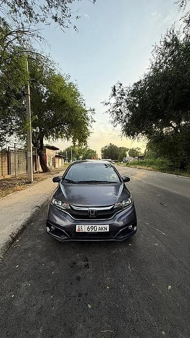 step wgn: Honda Fit: 2018 г., 1.5 л, Автомат, Бензин, Хэтчбэк — 9