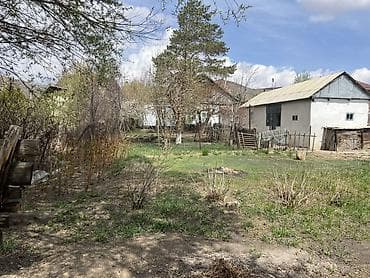 продается гараж объявление: Продаётся жилой дом с приусадебным участком. Жумгал район с Чаек в — 9