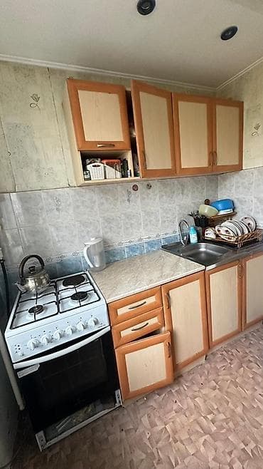 2 room flat: 2 комнаты, С мебелью частично — 3