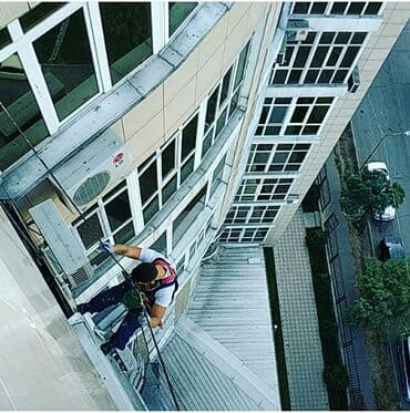 верхолазные работы: Промышленный альпинизм, Сварочные работы на высоте, Высотный клининг Больше 6 лет опыта — 11