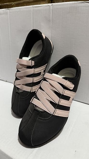 nike react: Кроссовки, 36, 37, 38, Adidas, Новый, цвет - Черный — 2