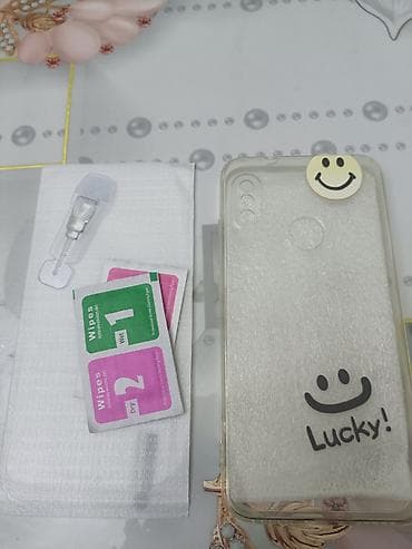 Чехол на MI A2 Lite. Защитное стекло идёт в комплекте at lalafo.kg Чехол на MI A2 Lite. Защитное стекло идёт в комплекте