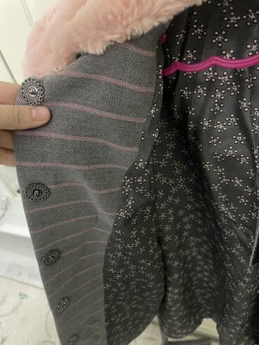 мини топ: Пиджак или мини пальто новое Италия. Размер S или М. Брала за 7000 — 3