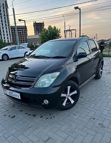 bud e5: Компактный городской хэтчбек черного цвета. Кузов и экстерьер: - 5 — 1