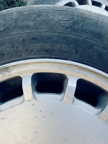 полик 5 д: Диски R 15 Mercedes-Benz, Комплект, отверстий - 5, Б/у — 5