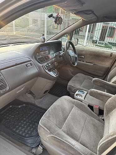 camry 75: Honda Odyssey: 2001 г., 2.3 л, Автомат, Газ, Минивэн — 6