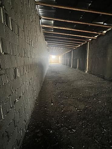 продаж дом ак босого бишкек: Кой короо, 1000 соток, Иштеп жаткан, Жарым-жартылай жабдуулары менен, Электр энергиясы, Муздак суу — 5