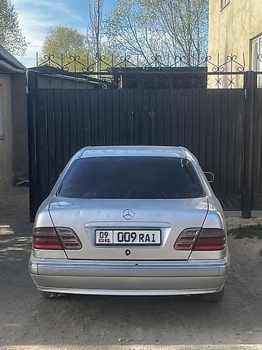 выездная мойка авто: Mercedes-Benz E-Class: 2000 г., 3.2 л, Автомат, Дизель, Седан — 3
