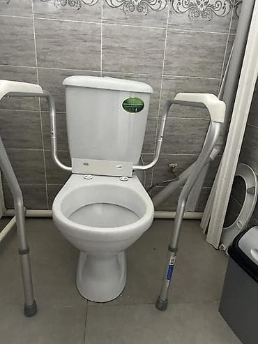 Үй жана бакча: Поручни/опоры для унитаза напольные, регулируемые по высоте - — 1