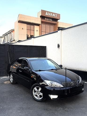 классические автомобили: Toyota Camry: 2005 г., 2.4 л, Автомат, Бензин, Седан — 1