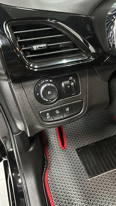 Транспорт: Chevrolet Spark: 2017 г., Хетчбек — 9