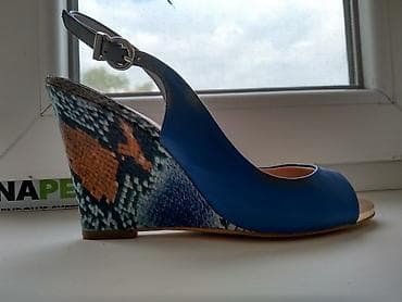 Женская обувь: Продаю новые кожаные босоножки фирмы Loius Veronica, 37 размера. Цвет — 8