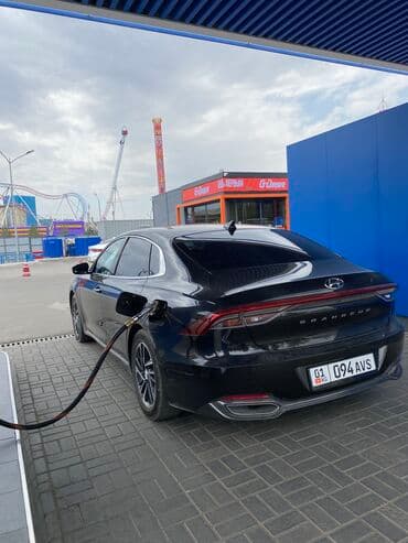 дом на обмен: Hyundai Grandeur: 2021 г., 3 л, Автомат, Газ, Седан — 3