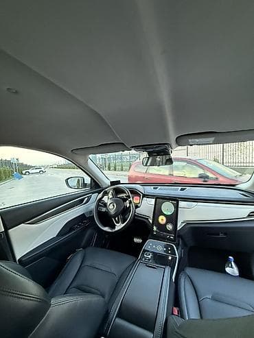 m5 e60: Weltmeister EX5, 2021 г. — 10