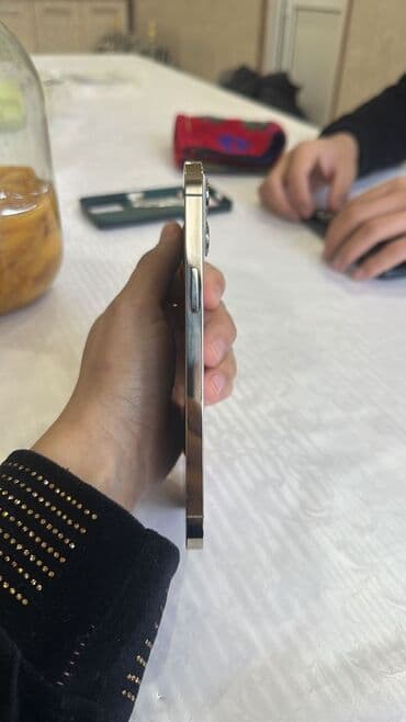 ipod mini: IPhone 12 Pro Max, Б/у, 128 ГБ, Matte Gold, Наушники, 77 % — 2