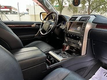 4: Lexus GX: 2017 г., 4.6 л, Автомат, Бензин, Внедорожник — 1