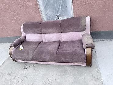 три табуретки: Комплект мягкой мебели — 1