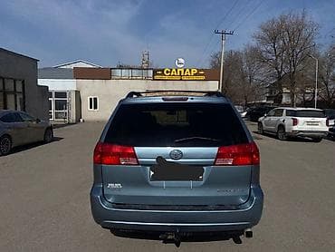 семейный авто: Toyota Sienna: 2004 г., 3.3 л, Автомат, Бензин, Минивэн — 4