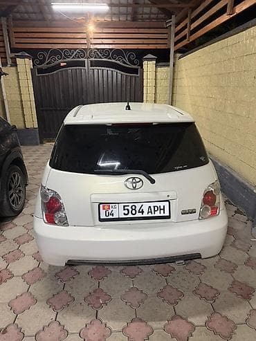 аудио касеты: Toyota Ist: 2003 г., 1.5 л, Автомат, Бензин, Хэтчбэк — 2