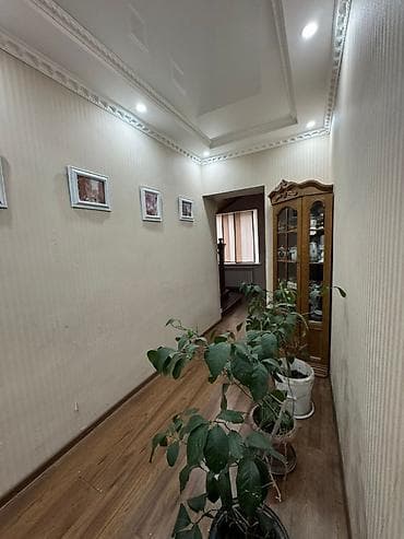 швейное дело: 220 м², 8 комнат, Парковка, Балкон застеклен, Забор, огорожен — 10
