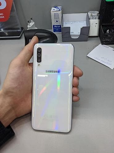 Samsung Galaxy A50, Новый, 128 ГБ, цвет - Белый, 2 SIM