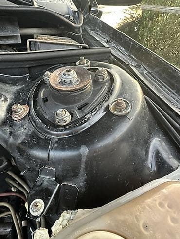 двигател ауди 100: Audi 100: 1991 г., 2 л, Бензин, Седан — 8