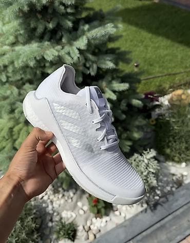 волейбольный обувь: Мужские кроссовки, 41, Adidas, Б/у, цвет - Белый — 1