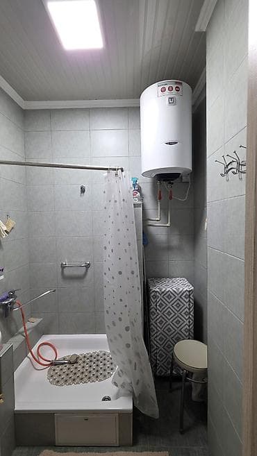 Квартиры: 3 комнаты, 65 м², 105 серия, 2 этаж, Косметический ремонт — 10