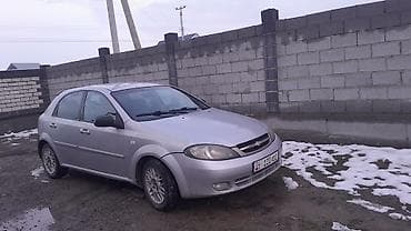 Chevrolet Lacetti: 2008 г., 1.6 л, Ручные, Бензин, Хэтчбэк