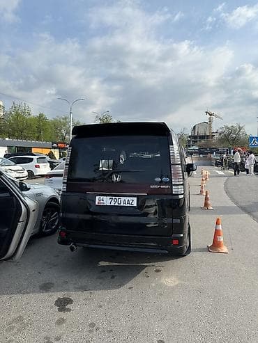 х5 2017: Honda Stepwgn: 2005 г., Минивэн — 3