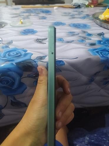 mi note 10 lite купить: Xiaomi, 12, Б/у, 128 ГБ, цвет - Зеленый, 2 SIM, eSIM — 2