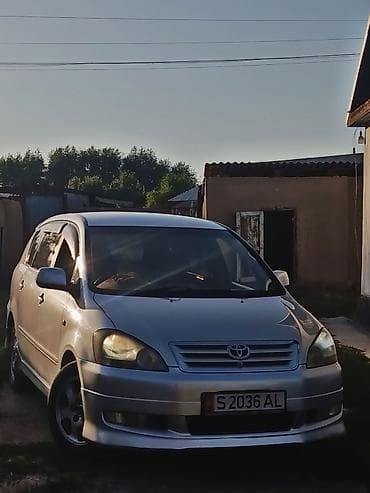 Унаа: Toyota Ipsum: 2003 г., 2.4 л, Автомат, Газ, Вэн/Минивэн — 2