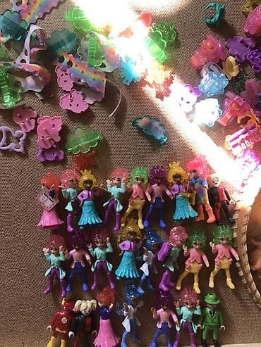 Оюнчуктар: Продаю большой лот игрушек из Kinder Surprise, всего 106 штук. В — 2