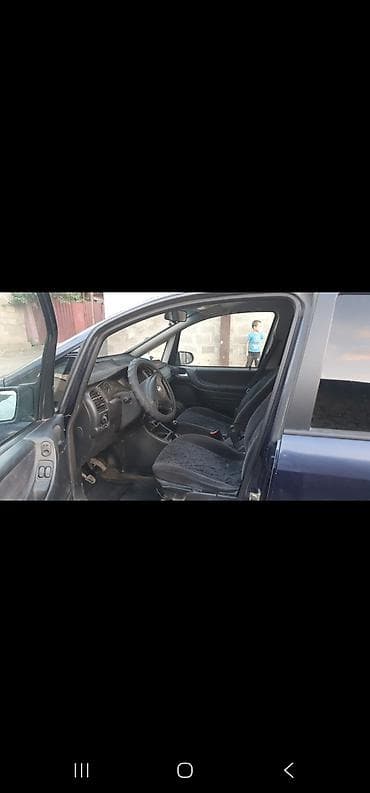 bmw x6 e71: Opel Zafira: 2000 г., 1.8 л, Минивэн — 5