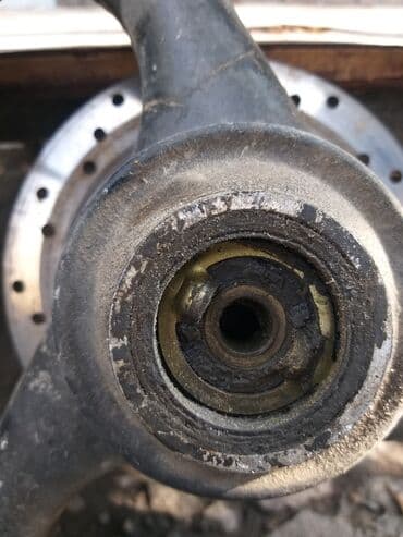 шины на внедорожник: Литые Диски R <13 1 шт, отверстий - 3, Б/у — 4