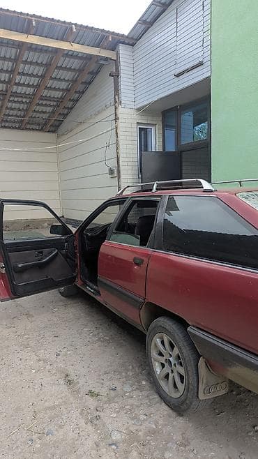 Продажа авто: Audi 100: 1989 г., 2 л, Механика, Бензин, Универсал — 4