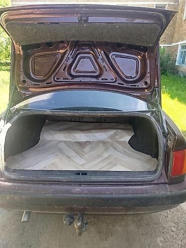 bazar kg: Audi 100: 1991 г., 2 л, Механика, Бензин, Седан — 5