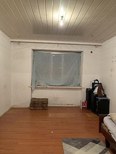 сдаю ком: Ищу девушку для совместного проживание до рынка дордой 30 минут 3000 — 1